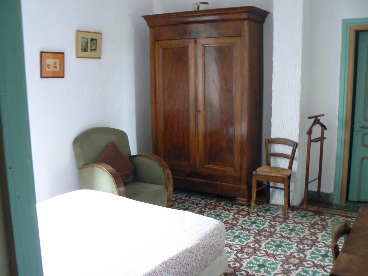 Chambre D'Hotes Lou Couradou Grospierres Esterno foto