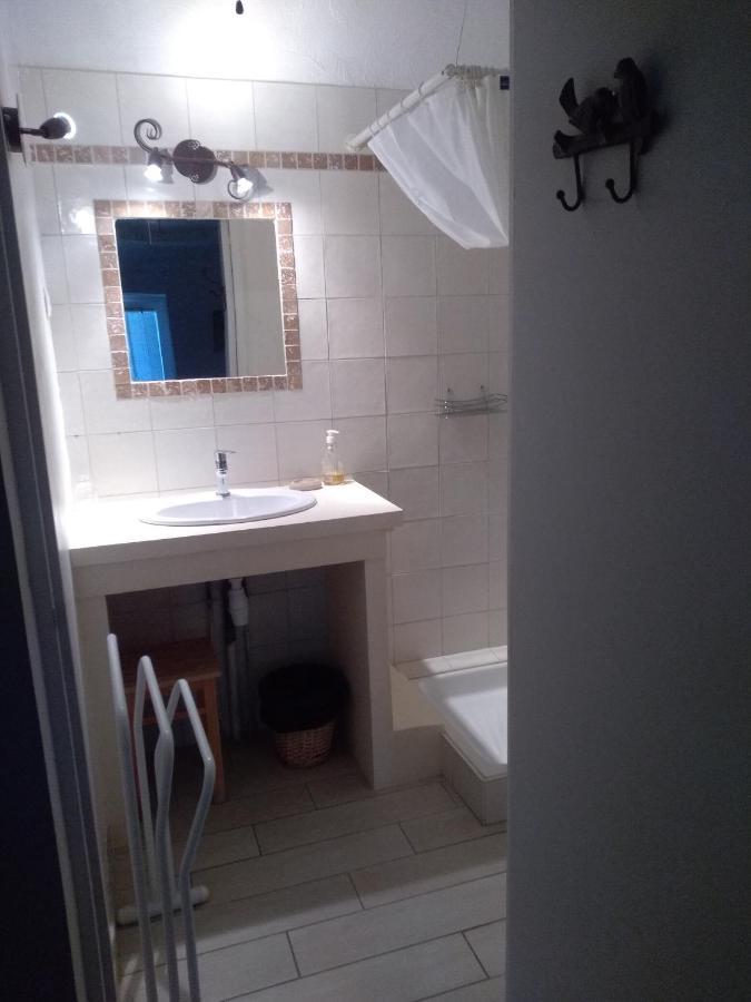 Chambre D'Hotes Lou Couradou Grospierres Esterno foto